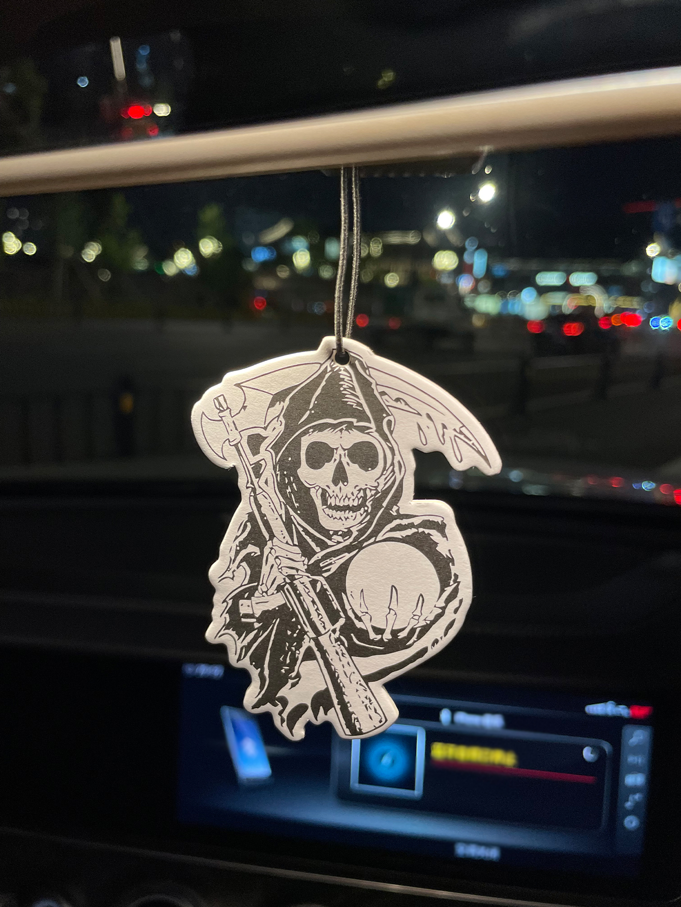 Skull, Hilton Fresh Scent Five - огляд і ціна Bathroom Home Essentials Store